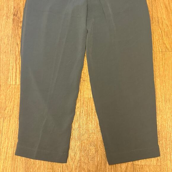 Madewell Pleated Tapered-Leg Pants in Easygoing Crepe Thunder Cloud Gray Size 4 - Picture 11 of 13